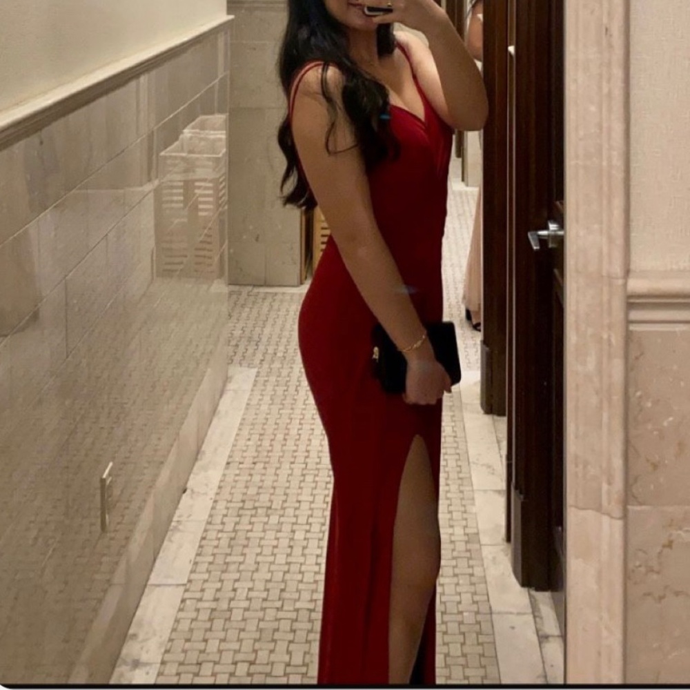 Elegant long red dress